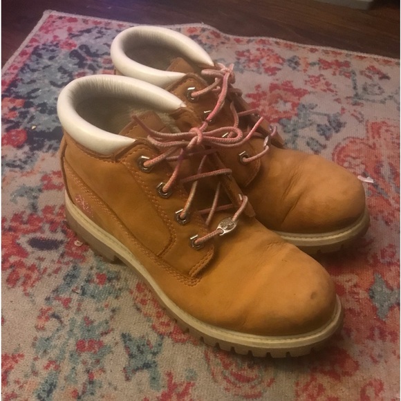 Women’s Timberland Waterproof Lace Up Suede Boots | 7.5 - Picture 5 of 9